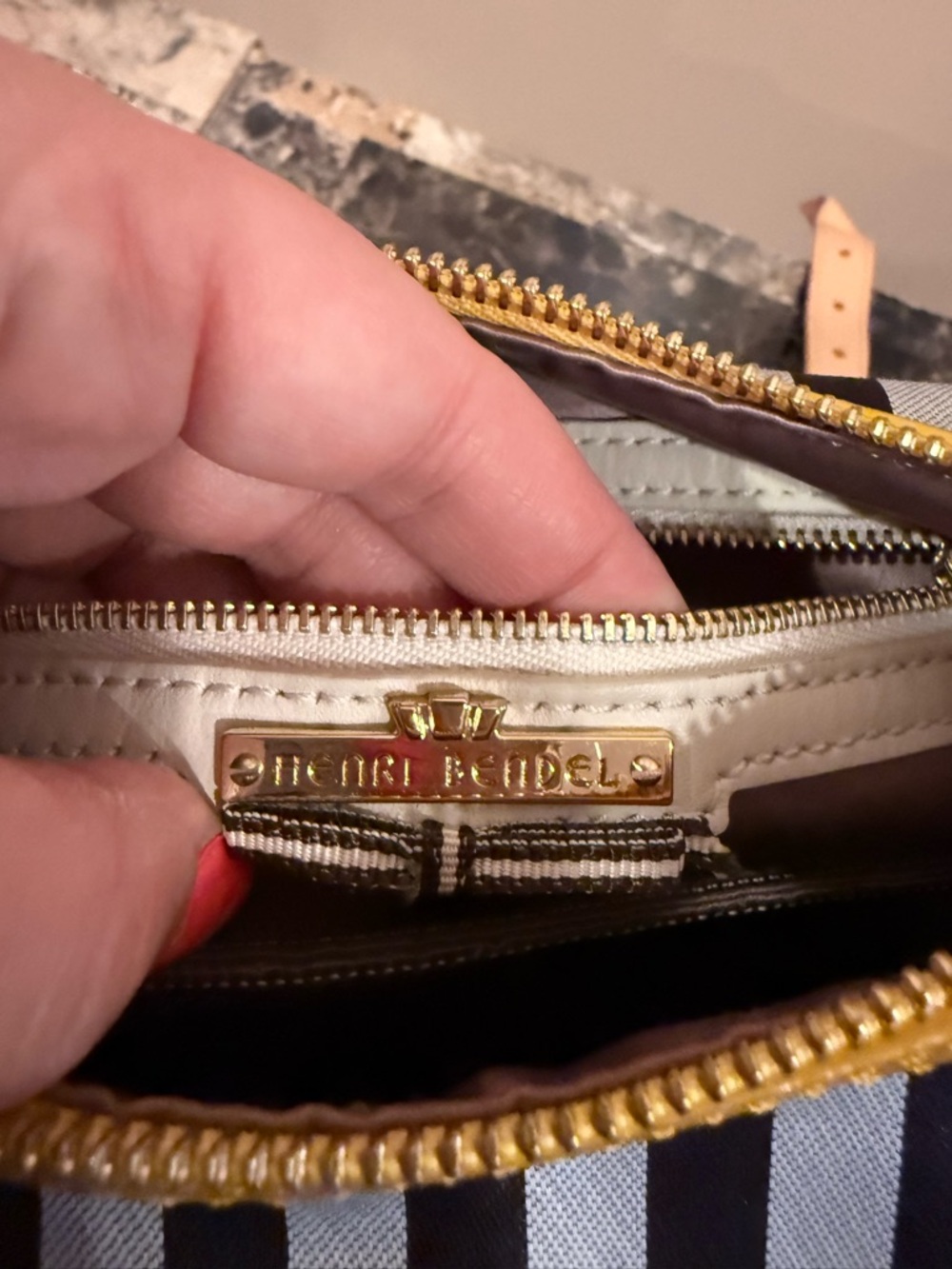 Henri Bendel Rare Centennial Stripe Canvas Crossbody - Picture 13 of 16
